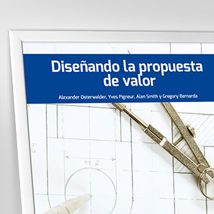 Diseñando la propuesta de valor. <p>La esencia de Diseñando la propuesta de valor radica en aplicar herramientas a la búsqueda caótica de propuestas de valor que los clientes esperan, y seguir manteniéndolas en consonancia con lo que quieren después de la búsqueda.<br />Hace que las propuestas de valor sean visibles y tangibles para que así sean más fáciles de analizar y gestionar. Se integra perfectamente con el lienzo del modelo de negocio y el mapa de entorno, dos herramientas que se estudian con detalle en Generación de modelos de negocio, su libro complementario. Juntos marcan las bases de un conjunto de herramientas de negocio.</p>